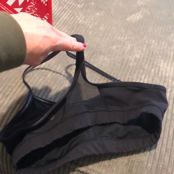 Lulu Sports Bra - Picture 2 of 3